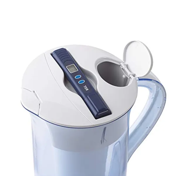 ZeroWater ronde kan bovenaanzicht met TDS-meter op deksel en vulopening
