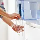 ZeroWater dispenser op aanrecht in keuken